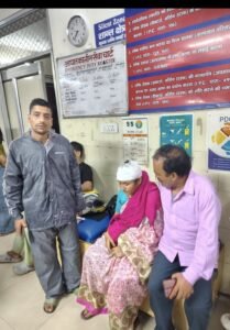 पट्टी धनारी की ढुंगलधार ग्राम सभा की महिला को भालू ने हमला करके किया घायल।पति-पत्नी के अदम्य साहस ने भालू को वापस जाने पर किया मजबूर