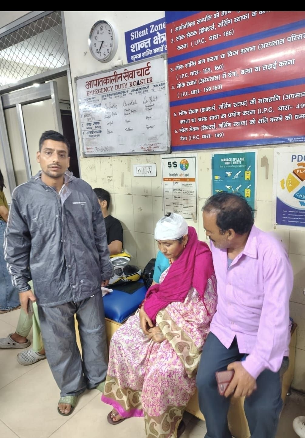 पट्टी धनारी की ढुंगलधार ग्राम सभा की महिला को भालू ने हमला करके किया घायल।पति-पत्नी के अदम्य साहस ने भालू को वापस जाने पर किया मजबूर