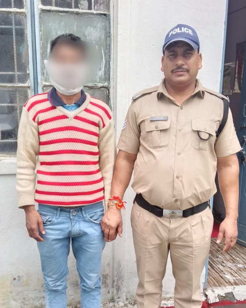 पुलिस को मिली बड़ी कामयाबी, डुण्डा में ₹1,42,000/- की चरस के साथ एक नशा तस्कर गिरफ्तार