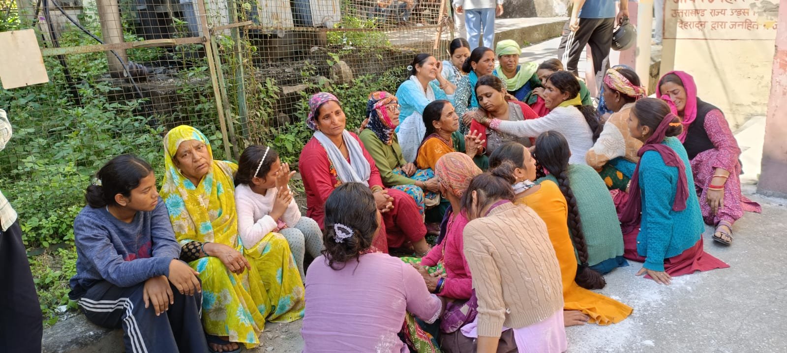 प्रेम प्रसंग के विवाद में युवक की मौत, परिजनों ने लगाया हत्या का आरोप बदाण के 34 वर्षीय युवक के शरीर पर गंभीर चोटों के निशान मिलने का दावा, चार लोग हिरासत में; केतन लाल हत्याकांड की याद ताजा